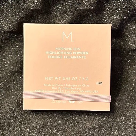 MOTD Highlighting Powder in Morning Sun - Picture 6 of 7